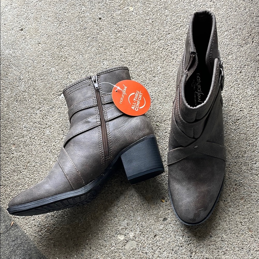 Natural Soul Gray Ankle Boots with Block Heel